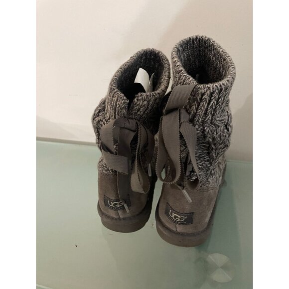 UGG Australia Isla Gray Cable Knit Winter Boots Ribbon Lace Tie Women’s Size 7 - Picture 6 of 7